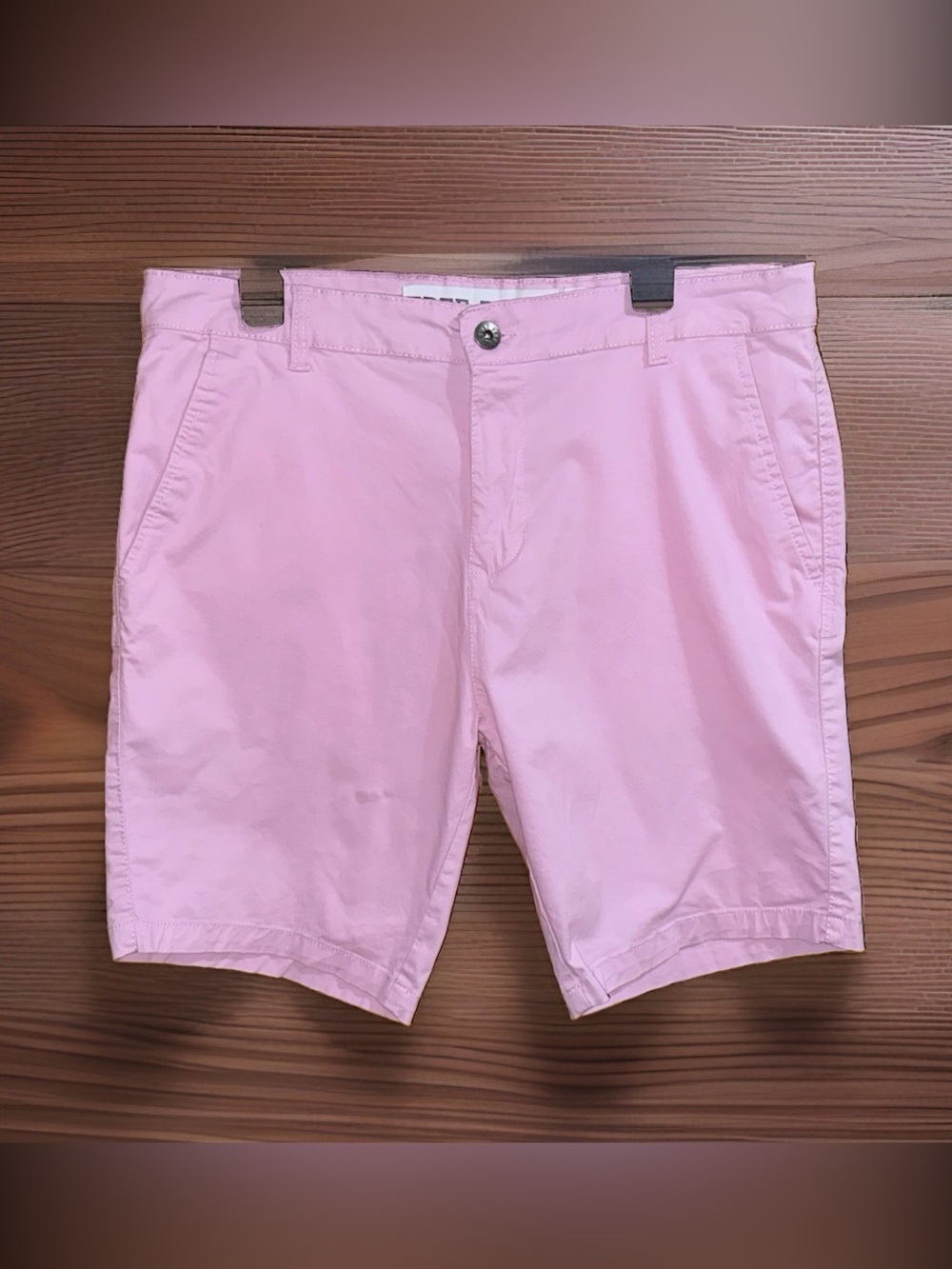 Free Planet Men's Light Pink Flat-Front Shorts-34”-EC